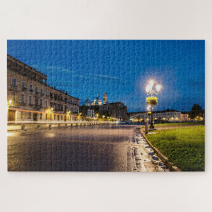 Quebra-cabeça Prato della Valle à noite em Padova, Itália