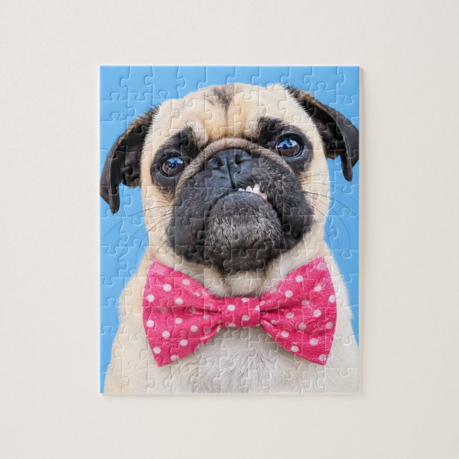 Quebra-cabeça Pug com Laço Rosa (Vertical)