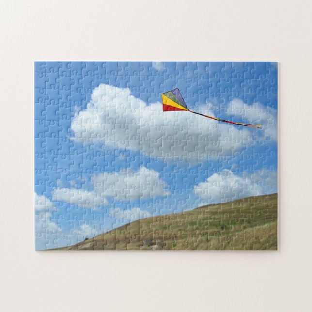 Quebra-cabeça Puzzle - Kite Flying Over Hill (Horizontal)