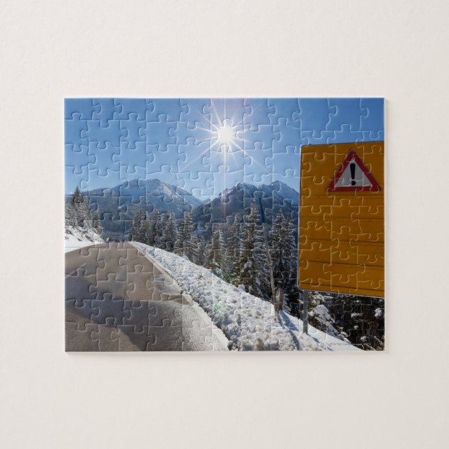 Quebra-cabeça quadro de mensagens em uma estrada do inverno, (Horizontal)