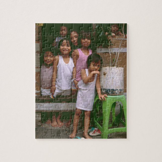 Quebra-cabeça Quantos podemos apertar em uma cabana? (Vertical)