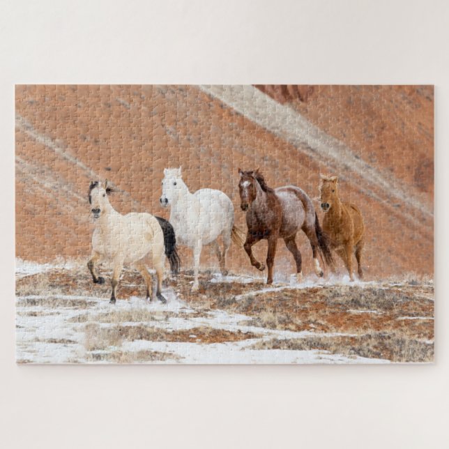 Quebra-cabeça Rancho Hideout com Pequeno Rebanho de Cavalos na N (Horizontal)