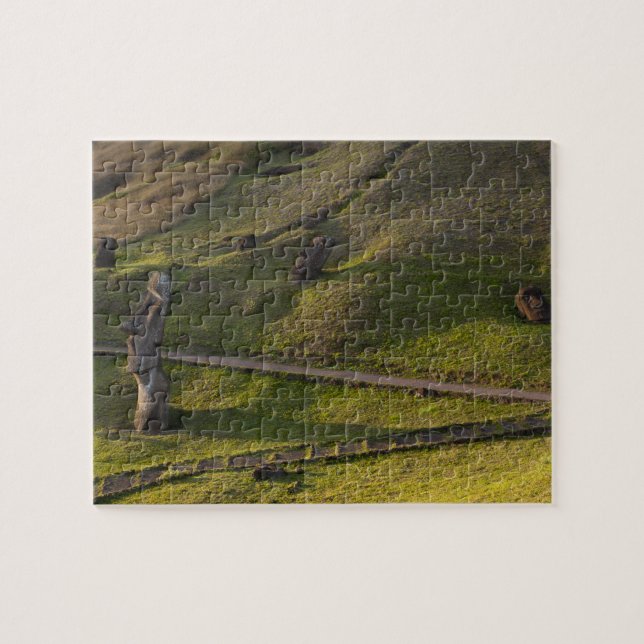 Quebra-cabeça Rano Raraku, Rapa Nui, Ilha de Páscoa, Chile (Horizontal)