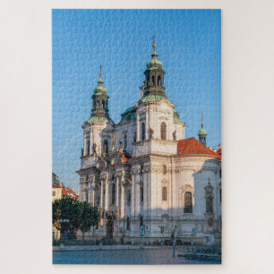 Quebra-cabeça Rua, Nicholas Church, na antiga cidade de Praga
