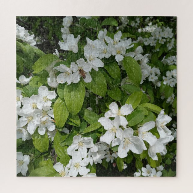 Quebra-cabeça Saboreando o Doce Aroma das Flores de Cerejeira (Vertical)