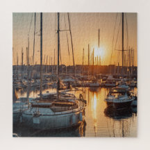 Serenidade do Pôr do Sol na Marina