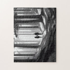 Quebra-cabeça Silhueta de Casal Preto e Branco na Floresta