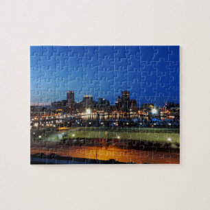 Quebra-cabeça Skyline de Baltimore no crepúsculo