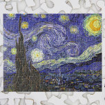 Quebra-cabeça Starry Night por Vincent van Gogh<br><div class="desc">Starry Night, de Vincent van Gogh, é uma pintura de paisagem urbana de paisagens de apos impressionismo de arte com vista para o Santo Remy, França do asilo de van Gogh. O céu noturno está balançando com nuvens com uma lua crescente brilhante e estrelas brilhantes sobre a pequena vila. Starry...</div>