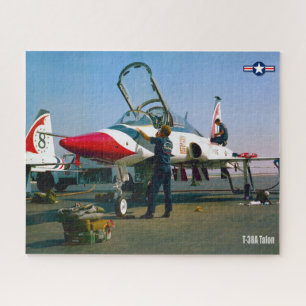 Quebra-cabeça T-38A TALON (16x20 polegadas)