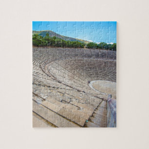 Quebra-cabeça teatro antigo em Epidaurus, Argolis, Grécia