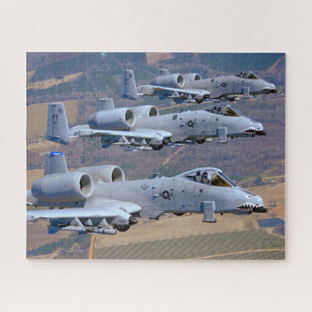 Quebra-cabeça THunderBOLT II A-10C (16x20 POLEGADAS) (Horizontal)
