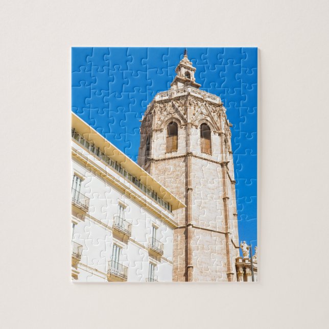 Quebra-cabeça Torre em Valência, espanha (Vertical)