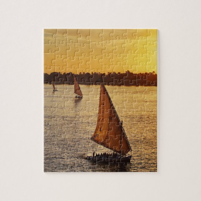 Quebra-cabeça Três falucas com avistadores no Rio Nilo (Vertical)