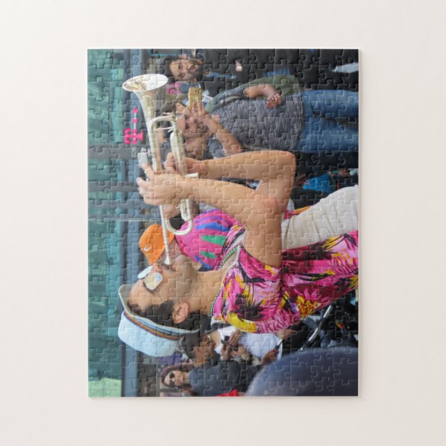 Quebra-cabeça Trompetista da rua em Berlim, Alemanha (Vertical)