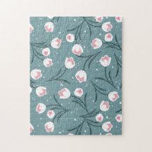 Tulipas Brancas Elegantes no Padrão Verde Pastel