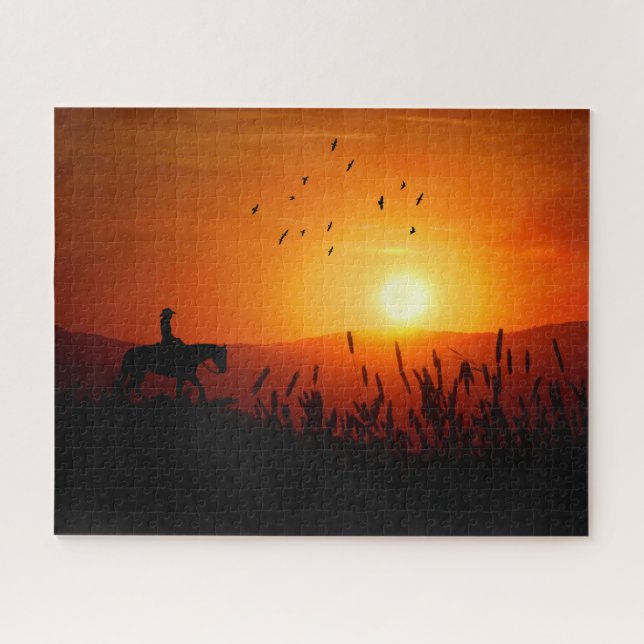 Quebra-cabeça Vaqueira do Pôr do Sol em uma Cavalgada pelo Prado (Horizontal)