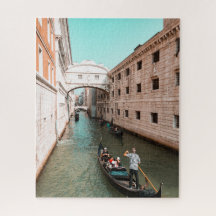 Veneza com gôndola