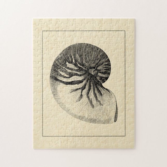 Quebra-cabeça Vintage Black and White Conch Shell (Vertical)