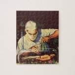 Quebra-cabeça Vintage Science Fiction, Laboratory Mad Scientist<br><div class="desc">Vintage ilustra imagem futurista do laboratório de Ficção Científica com um cientista louco experimentando um ser humano em miniatura. O cientista maluco está misturando uma poção de elixir para despertar o robô macho adormecido em seu laboratório. Um clássico design de quadrinhos retrô de ficção científica.</div>