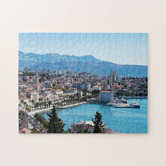 Quebra-cabeça Vista aérea da frente marítima da cidade de Split, (Horizontal)