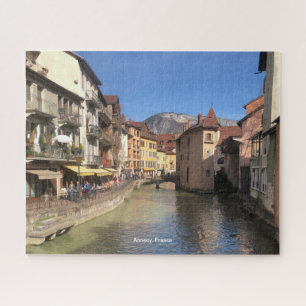 Quebra-cabeça Vista atraente do rio de Annecy, França em um