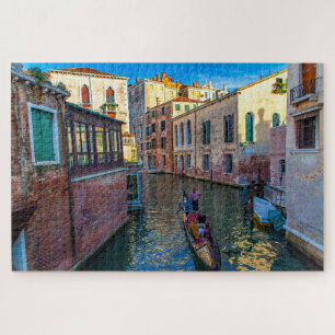 Quebra-cabeça Vista cênica de um canal com gondola, Veneza, It