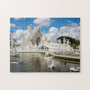 Quebra-cabeça Wat Rong Khun em Chiang Rai, Tailândia