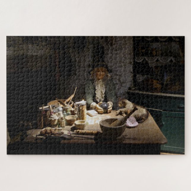 Quebra-cabeça Witchcraft Museum display of a Witch (Horizontal)