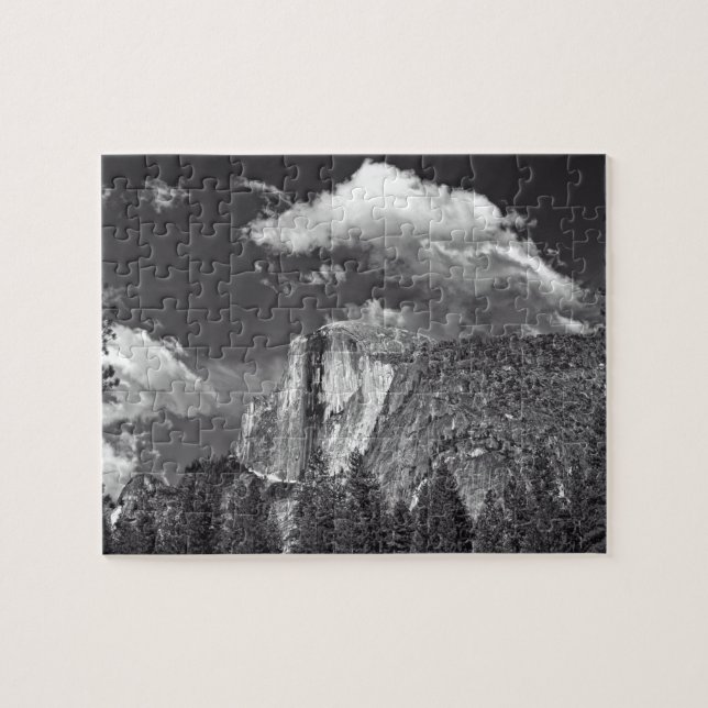Quebra-cabeça Yosemite - Half Dome - B-n-W - 8x10 - 110 pcs. (Horizontal)