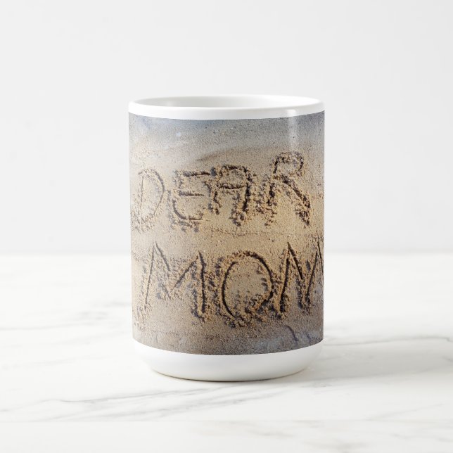 Querida mãe, escrevendo a praia, caneca de amor (Centro)