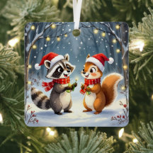 Raccoon e Esquilo Manchando Luzes de Natal