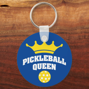 Rainha de Pickleball com chaveiro da coroa
