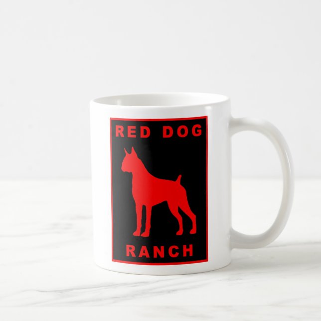 Rancho vermelho do cão - caneca (Direita)