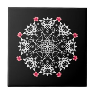 Rangoli branco com hibisco