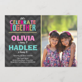 Raparigas convites de aniversário gêmeas, cor-de-r