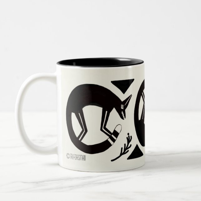 Raposas e flores antigas na caneca creme (Esquerda)