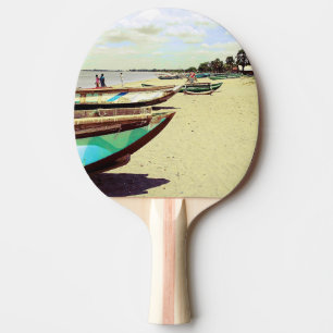 Raquete De Ping Pong Barcos na praia tropical