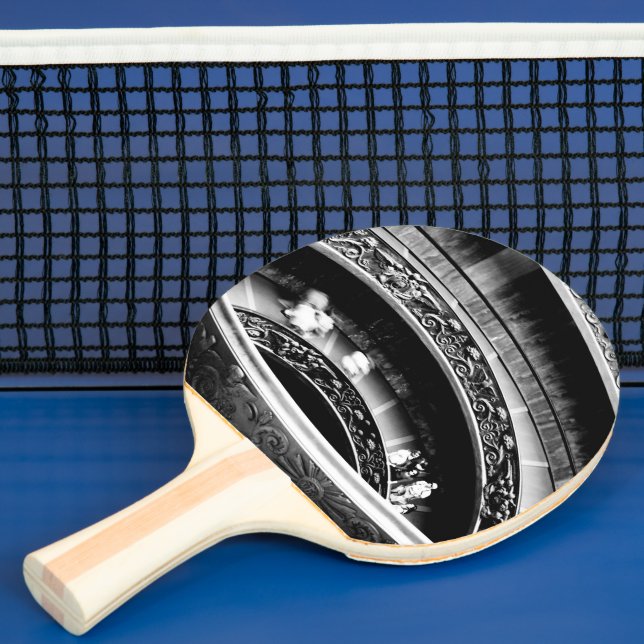 Raquete De Ping Pong Black and White Spiral Staircase (Insitu)