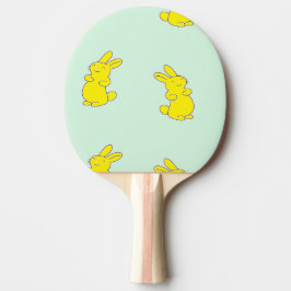Raquete De Ping Pong Coelhinhos amarelos felizes no chalé