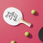 Raquete De Ping Pong Escrito Branco e Preto Pequeno, Mas Forte Shakespe<br><div class="desc">Ping Pong Paddle, literário, com seu nome e um roteiro de pincel preto da citação "embora ela seja pouco, ela é feroz" do Sonho de Uma Noite de Verão de William Shakespeare contra uma cor branca de fundo. Personalize-o substituindo o texto do marcador de posição. Para obter mais opções, como...</div>