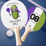 Raquete De Ping Pong Funny Big Dill Team Nome Número Branco Puro Verde<br><div class="desc">Engraçado pingue-pongue com um picles ninja vestindo uma pulseira púrpura e segurando uma pá pega púrpura. Fundo branco,  verde e roxo com texto personalizável preto. Digite seu nome,  nome da equipe e número do jogador no verso. Excelente para torneios de tênis mesa.</div>
