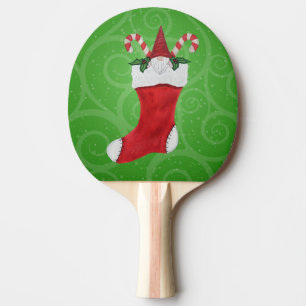 Raquete De Ping Pong Gnome com chapéu vermelho no Natal em verde