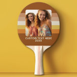 Raquete De Ping Pong Modelo de Foto Simples 1 - Borda de Cor Quente - T<br><div class="desc">Use uma foto vertical e faça um presente único e moderno. Este design mínimo moderno inclui uma borda em uma cor de sua escolha (altere-a na área avançada do design) e uma linha simples de texto para adicionar quaisquer nomes e outras informações de eventos. Se precisar mover alguma coisa, clique...</div>