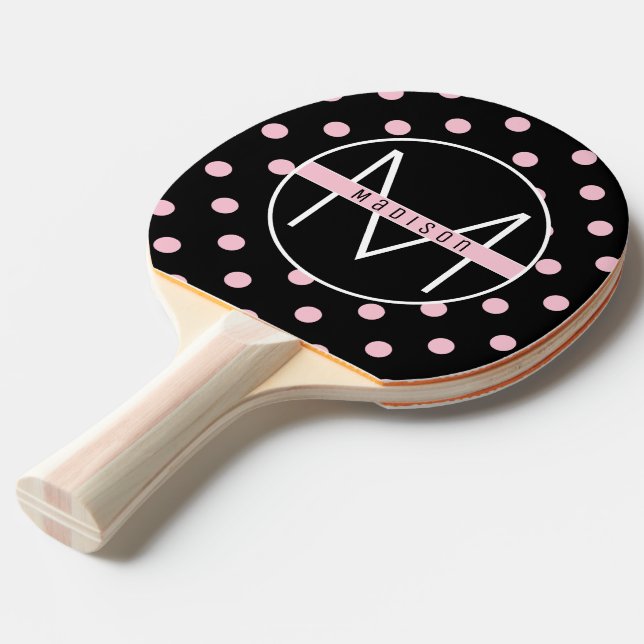 Raquete De Ping Pong Monograma | Bolinhas rosa-cômoda e branca a preto (Frente inclinada)