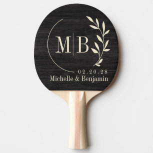 Raquete De Ping Pong Monograma de casamento de folha de madeira escura