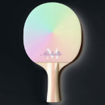 Raquete De Ping Pong Monograma do Nome Monograma do Arco-Íris de Gradaç<br><div class="desc">Linda coloração d'água digital cor rosa púrpura cor-de-rosa cor-de-rosa,  cor azul-acinzentada,  gradiente ombre design. Presente gradiente. Dons de gradiente personalizados. Dama do dormitório estudante em cores de gradiente pastel pré-disquete.</div>
