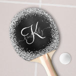 Raquete De Ping Pong Monograma do Sparkle Preto com Glitter de Prata Pe<br><div class="desc">Personalize facilmente esta moda elegante design pingue-pongue com brilho prateado bonito num fundo metálico escovado preto.</div>