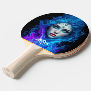 Raquete De Ping Pong Mulher Misteriosa Emergindo de Chamas Azuis e Roxa