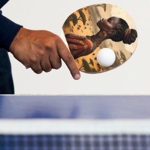 Raquete De Ping Pong Mulher Tribal A Observar A Sua Paisagem Africana.